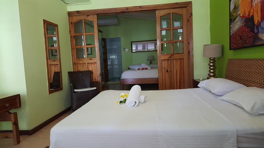 Beau Vallon Bungalows Екстериор снимка