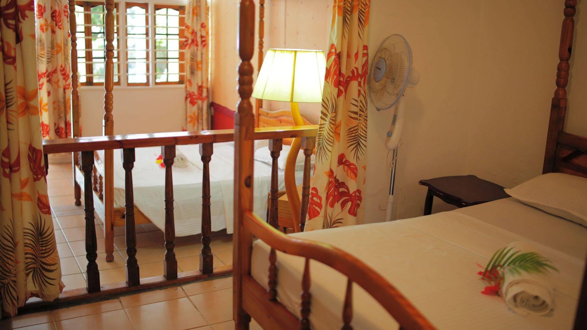 Beau Vallon Bungalows Екстериор снимка